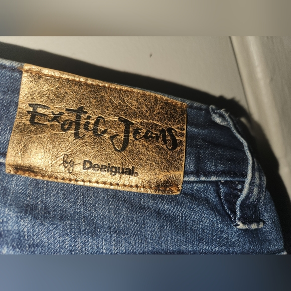 Jeans - Picture 3 of 5